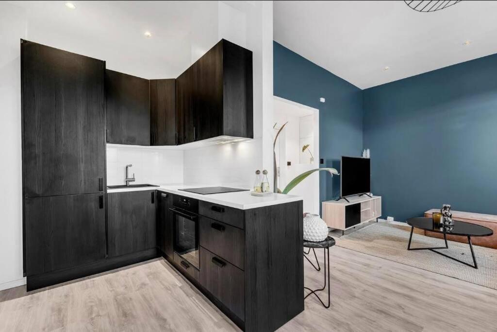 Newly Renovated - Oslo Downtown Apartment Ngoại thất bức ảnh