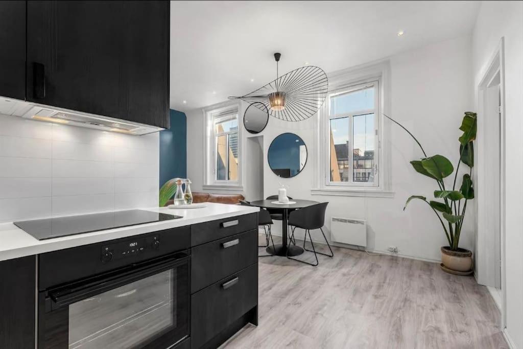 Newly Renovated - Oslo Downtown Apartment Ngoại thất bức ảnh