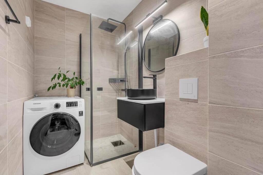 Newly Renovated - Oslo Downtown Apartment Ngoại thất bức ảnh